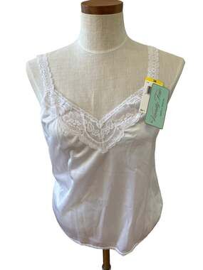 Vintage Vanity Fair White lace trim camisole 36